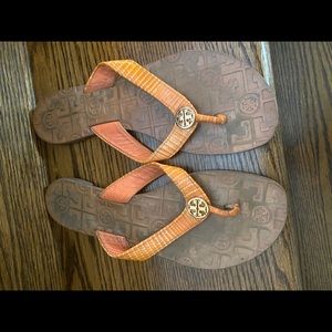 Thora Tory Burch leather fit flops
